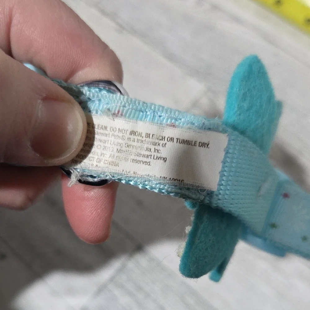 Martha Stewart Turquoise Pet Collar with Snowflake Accent